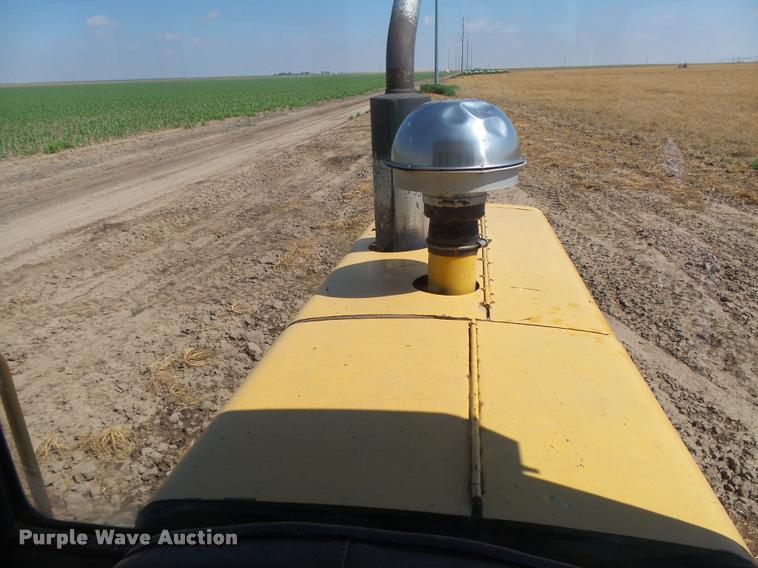 image for item DB2670 1982 John Deere 644C High Lift wheel loader