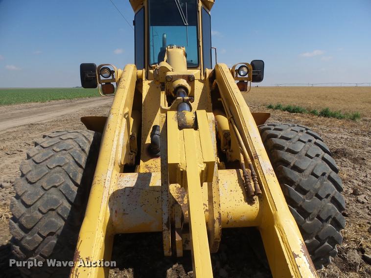 image for item DB2670 1982 John Deere 644C High Lift wheel loader