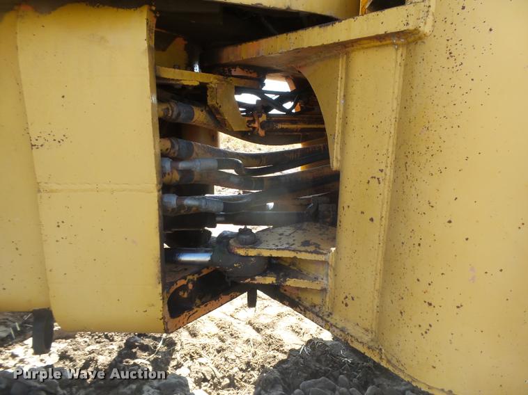 image for item DB2670 1982 John Deere 644C High Lift wheel loader