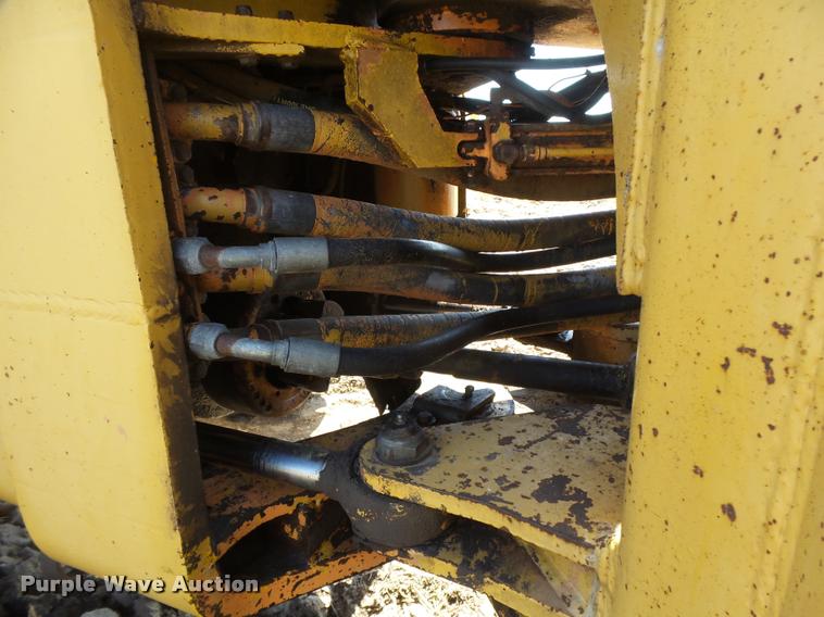 image for item DB2670 1982 John Deere 644C High Lift wheel loader