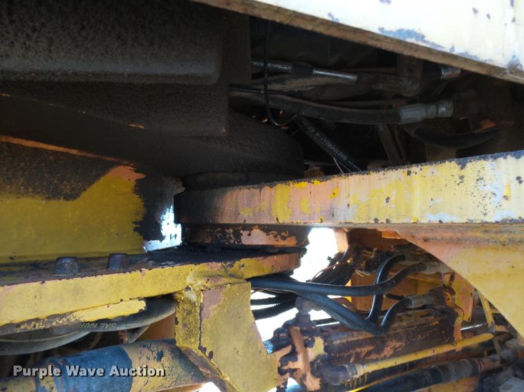 image for item DB2670 1982 John Deere 644C High Lift wheel loader