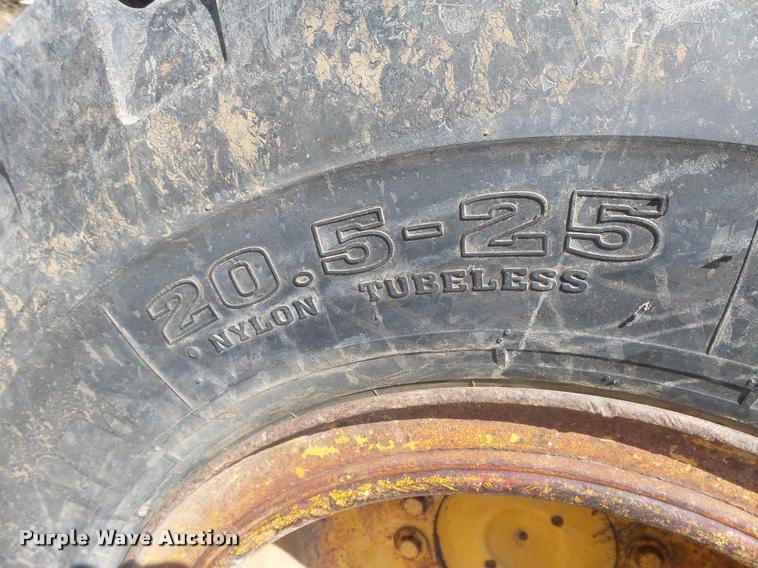 image for item DB2670 1982 John Deere 644C High Lift wheel loader