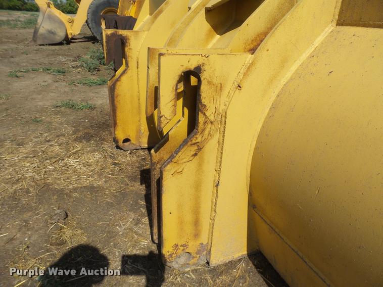 image for item DB2670 1982 John Deere 644C High Lift wheel loader