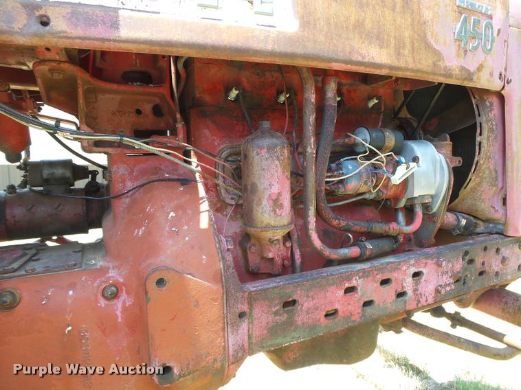 image for item DB2673 Farmall 450 tractor