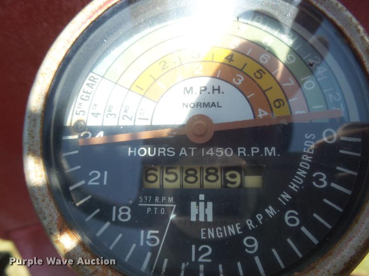 image for item DB2673 Farmall 450 tractor