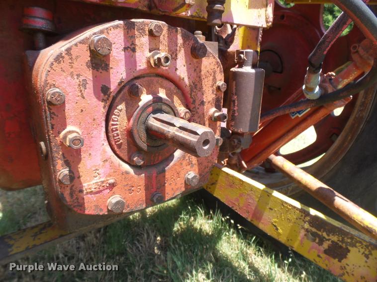 image for item DB2673 Farmall 450 tractor