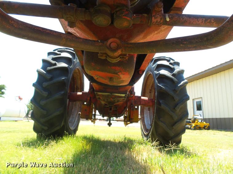 image for item DB2673 Farmall 450 tractor