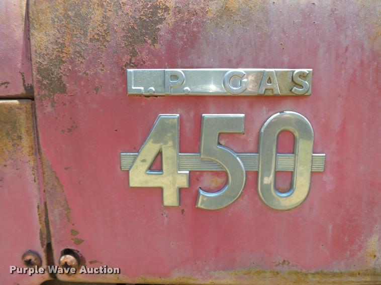 image for item DB2673 Farmall 450 tractor