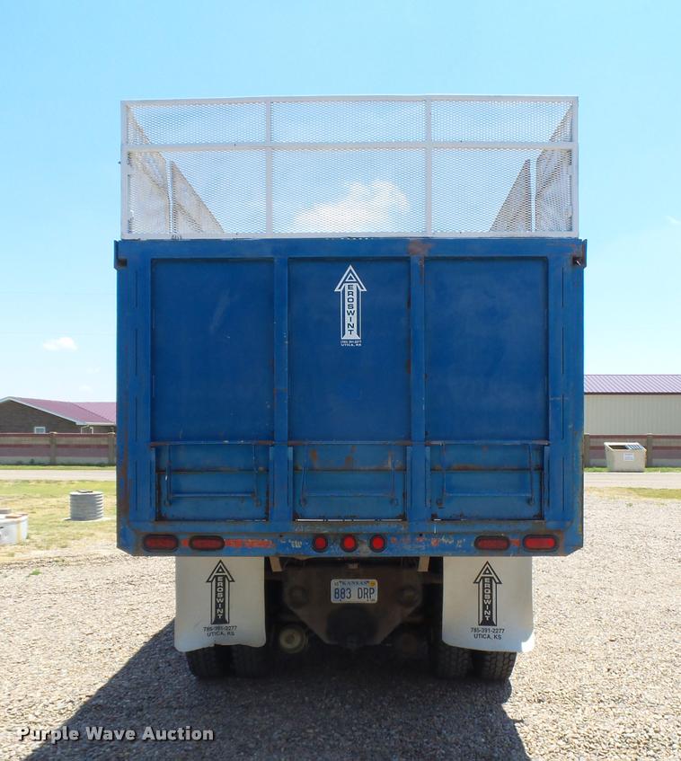 image for item DB2674 1995 Kenworth T800 silage truck