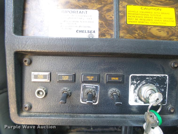 image for item DB2674 1995 Kenworth T800 silage truck