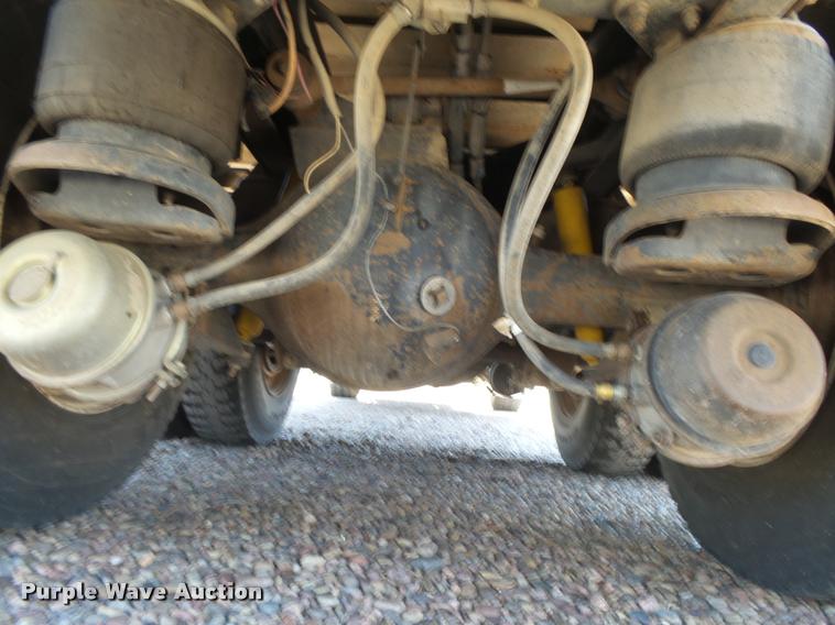 image for item DB2674 1995 Kenworth T800 silage truck