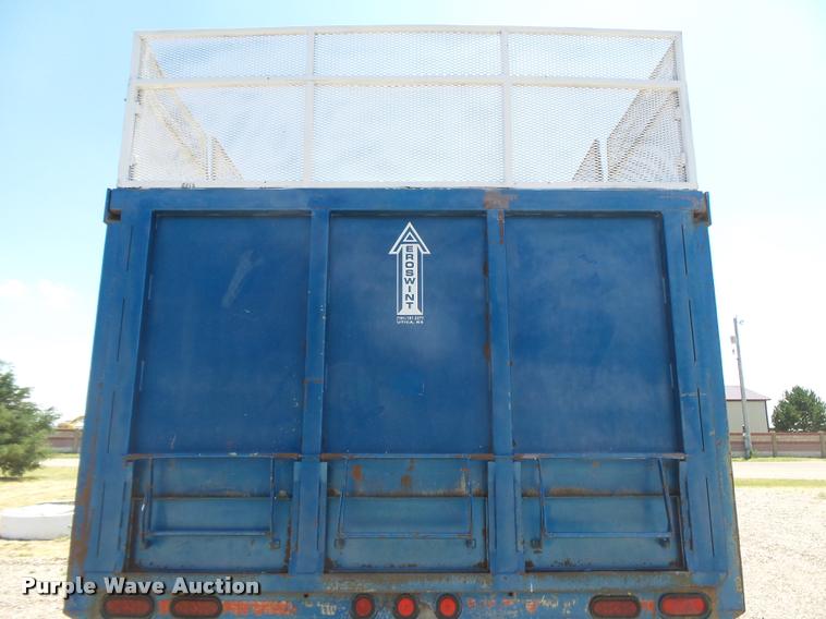 image for item DB2674 1995 Kenworth T800 silage truck