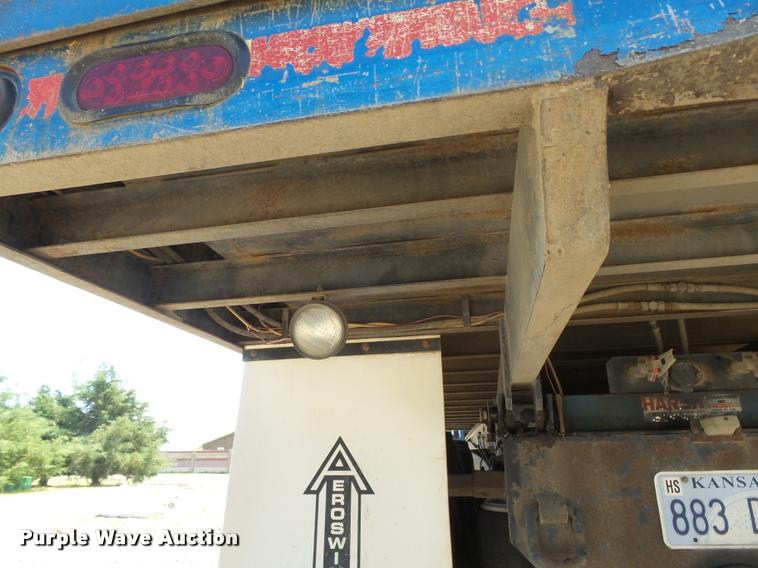 image for item DB2674 1995 Kenworth T800 silage truck