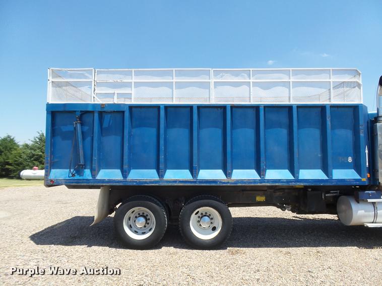 image for item DB2674 1995 Kenworth T800 silage truck