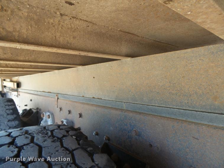 image for item DB2674 1995 Kenworth T800 silage truck