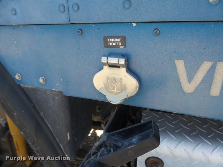 image for item DB2674 1995 Kenworth T800 silage truck