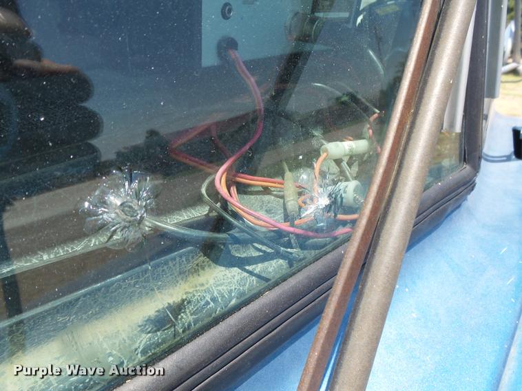 image for item DB2674 1995 Kenworth T800 silage truck