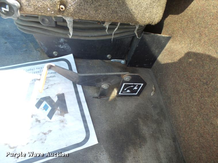 image for item DB2675 1995 New Holland 2550 self-propelled windrower