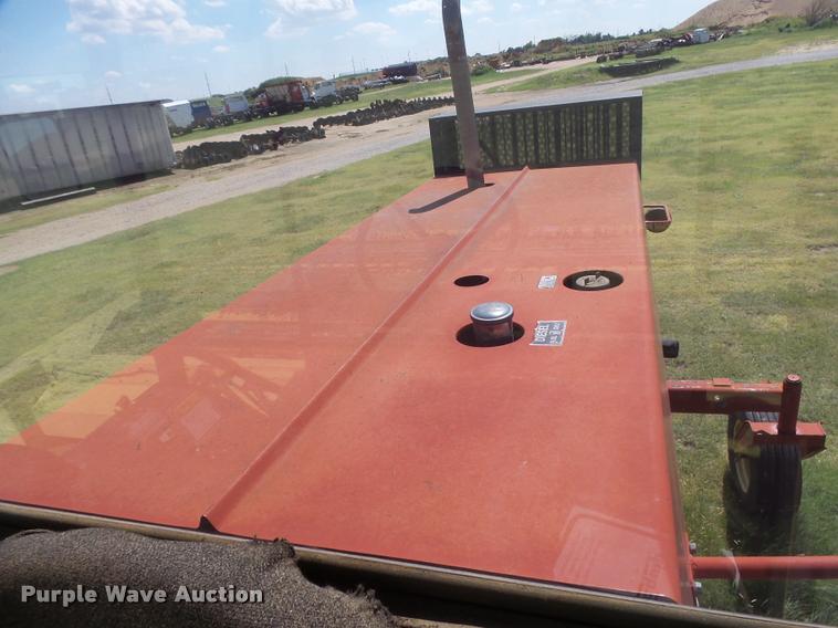 image for item DB2675 1995 New Holland 2550 self-propelled windrower