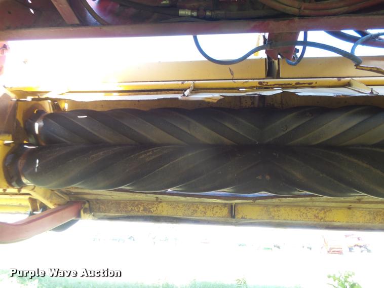 image for item DB2675 1995 New Holland 2550 self-propelled windrower