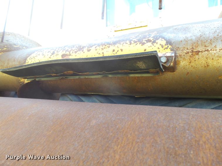 image for item DB2675 1995 New Holland 2550 self-propelled windrower