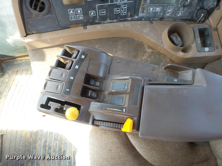 image for item DB2679 2008 John Deere 9630 Scraper Special 4WD tractor