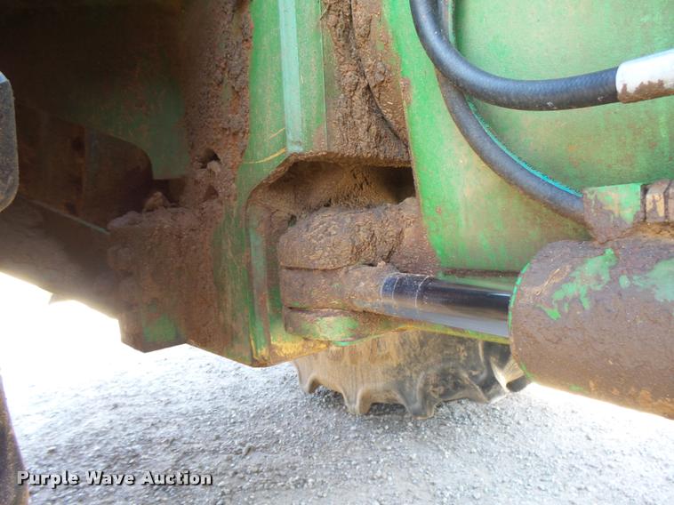 image for item DB2679 2008 John Deere 9630 Scraper Special 4WD tractor