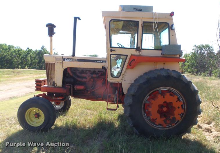 image for item DB2691 Case 1030 Comfort King tractor