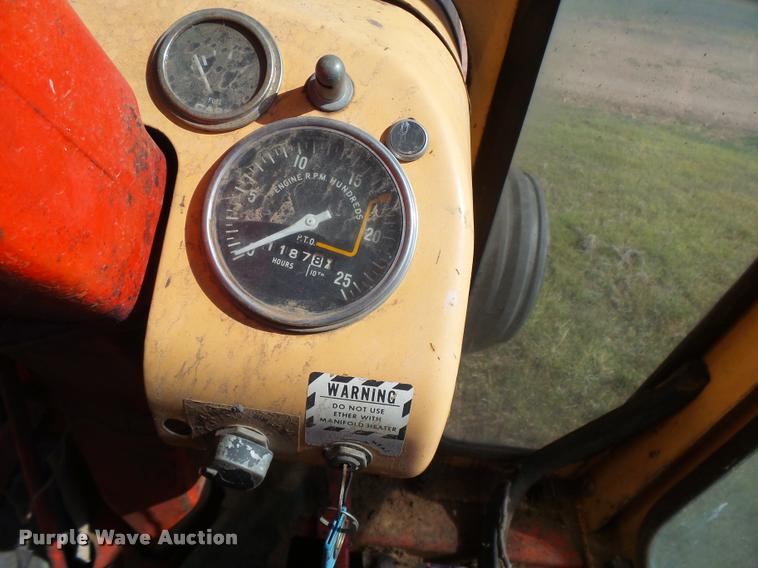 image for item DB2691 Case 1030 Comfort King tractor