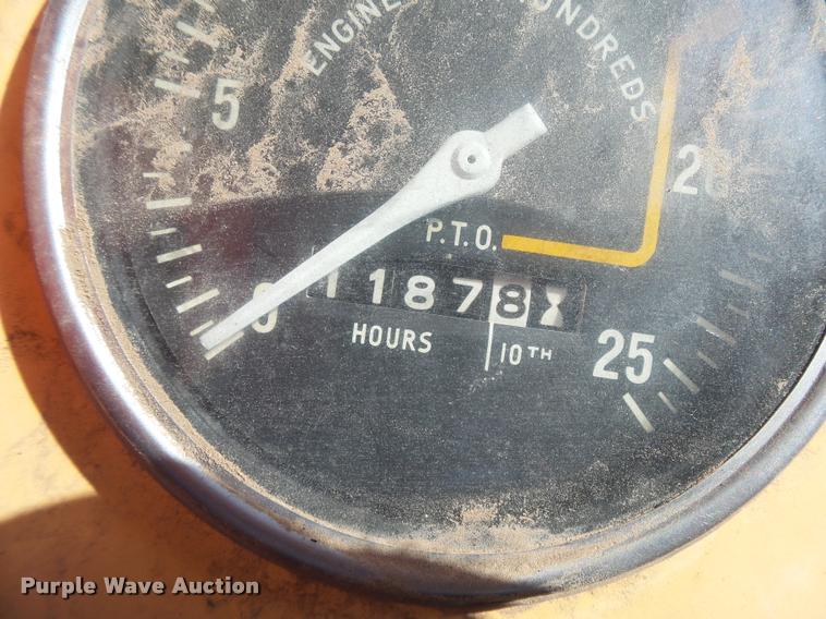 image for item DB2691 Case 1030 Comfort King tractor