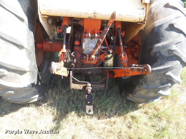 image for item DB2691 Case 1030 Comfort King tractor