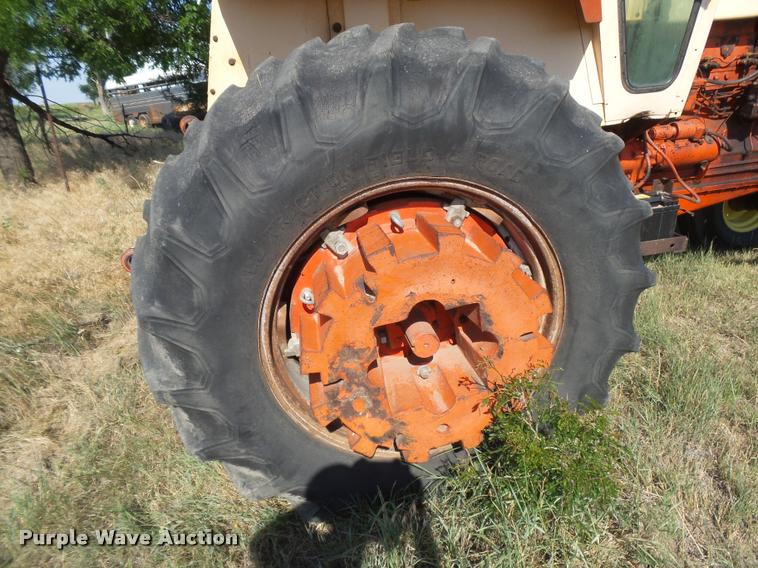 image for item DB2691 Case 1030 Comfort King tractor