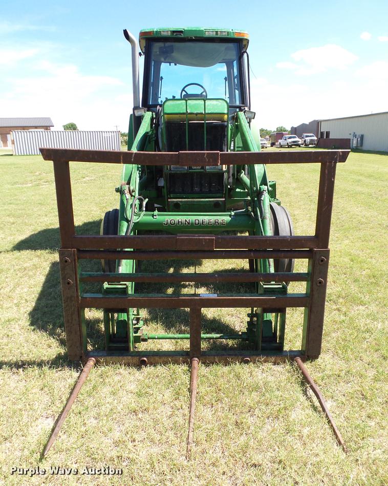 image for item DB4046 1993 John Deere 7800 tractor