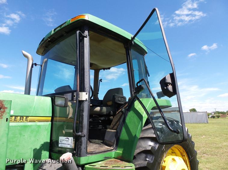 image for item DB4046 1993 John Deere 7800 tractor
