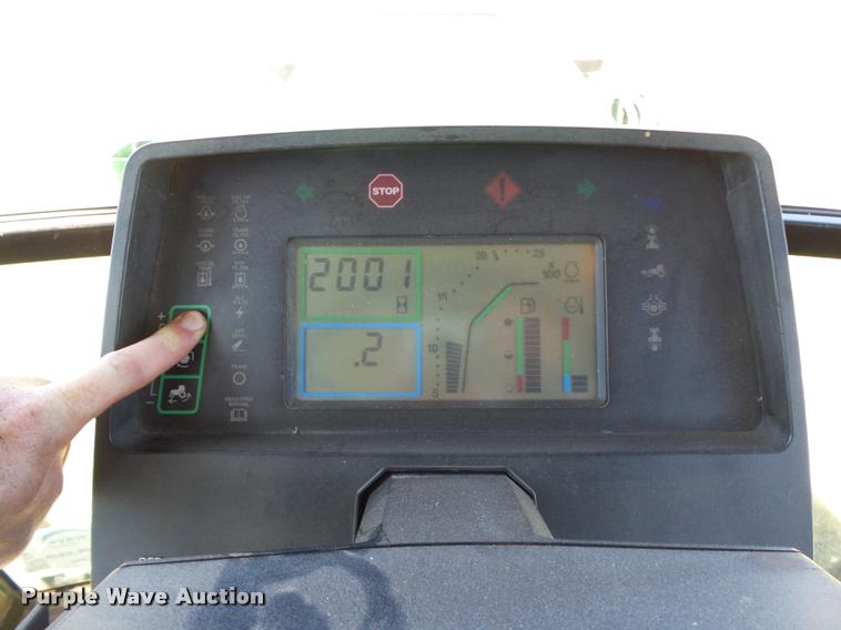 image for item DB4046 1993 John Deere 7800 tractor