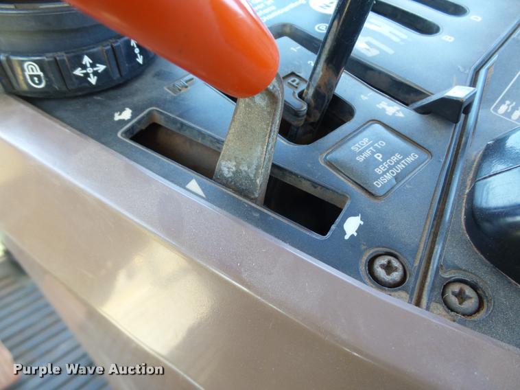 image for item DB4046 1993 John Deere 7800 tractor