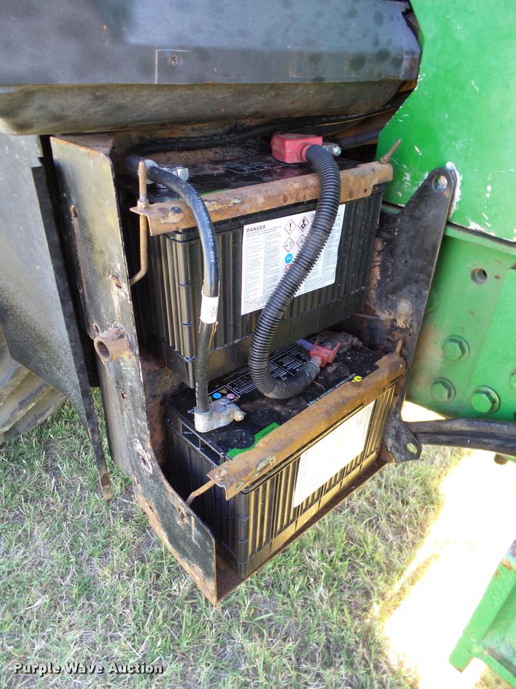 image for item DB4046 1993 John Deere 7800 tractor