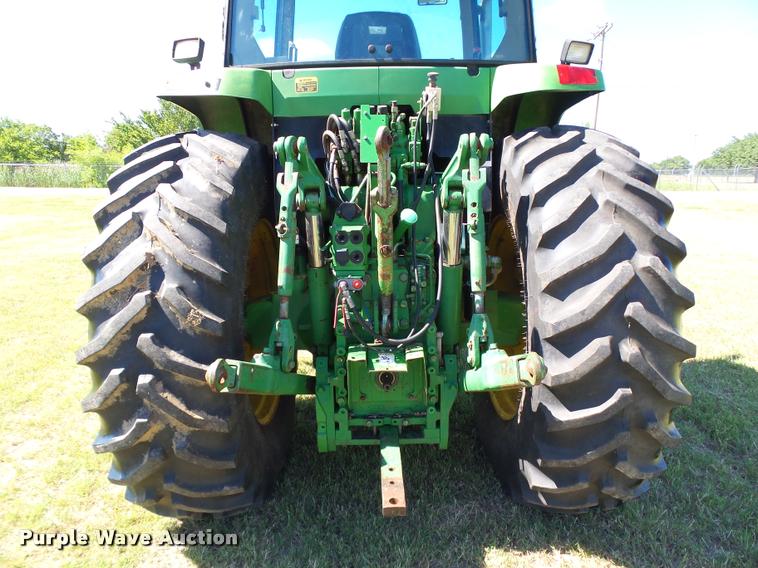image for item DB4046 1993 John Deere 7800 tractor