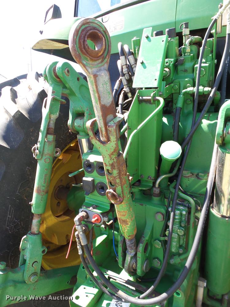 image for item DB4046 1993 John Deere 7800 tractor