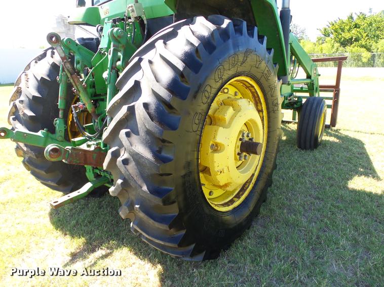 image for item DB4046 1993 John Deere 7800 tractor