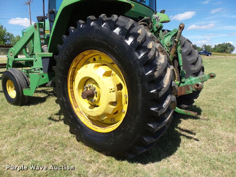 image for item DB4046 1993 John Deere 7800 tractor