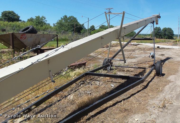 image for item DB5782 Quality Plus seed conveyor