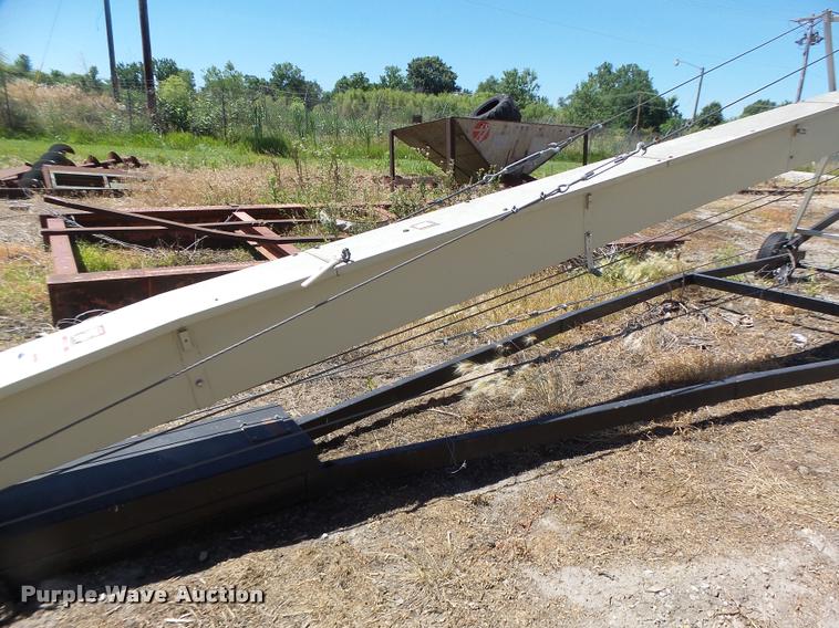 image for item DB5782 Quality Plus seed conveyor