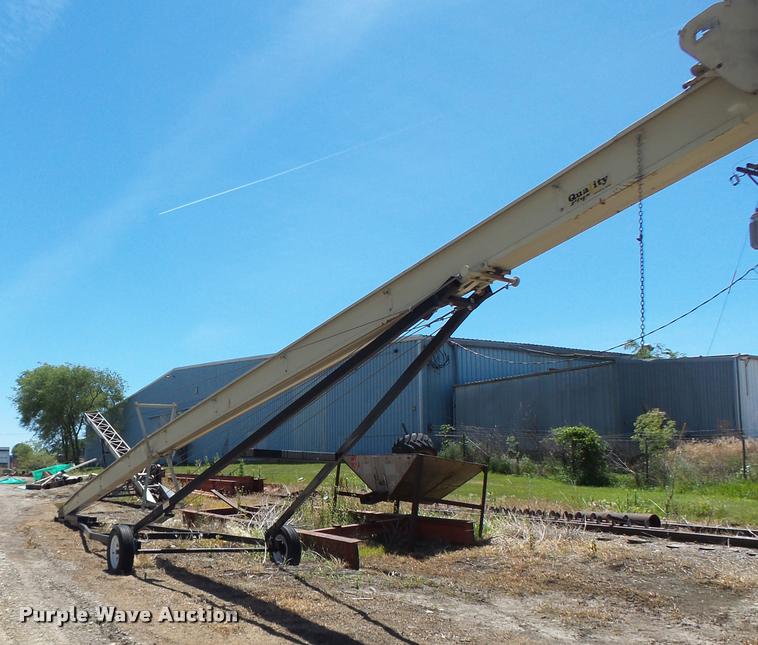 image for item DB5782 Quality Plus seed conveyor
