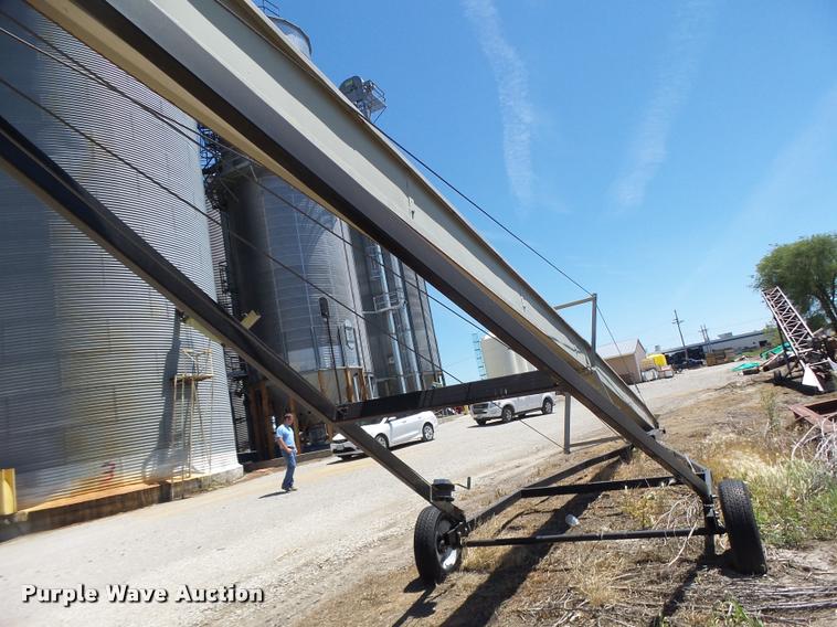 image for item DB5782 Quality Plus seed conveyor