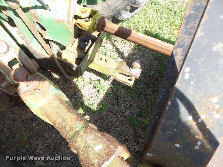 image for item DB5801 John Deere 3040 tractor