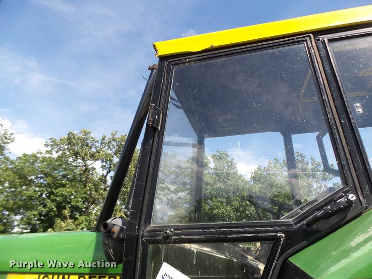 image for item DB5801 John Deere 3040 tractor