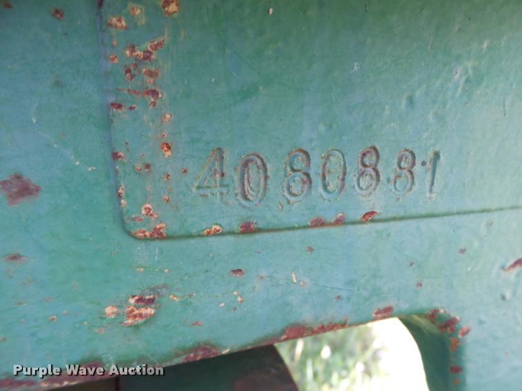 image for item DB5801 John Deere 3040 tractor