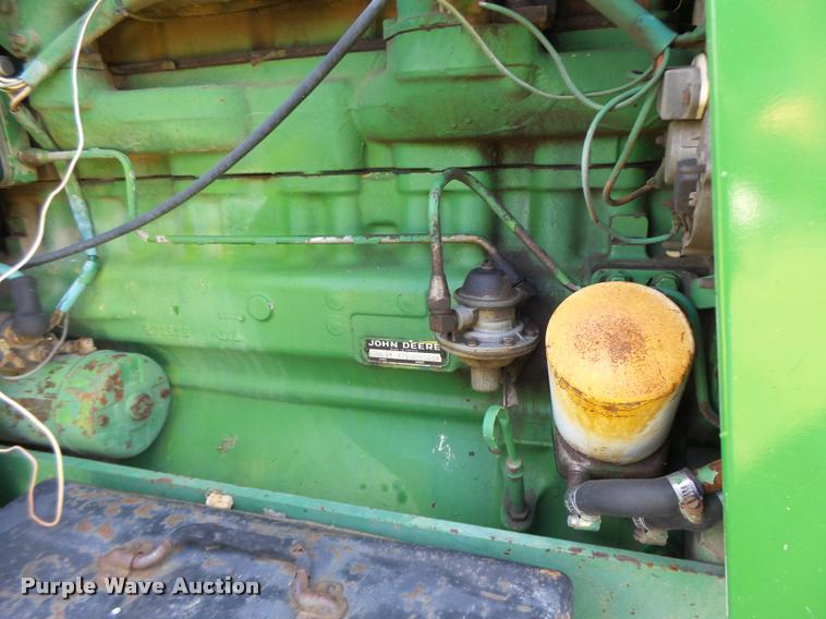 image for item DB5801 John Deere 3040 tractor