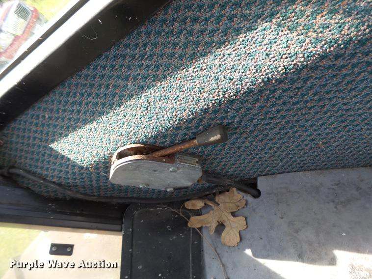 image for item DB5801 John Deere 3040 tractor